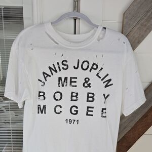 Vintage-Inspired White Graphic Tee
